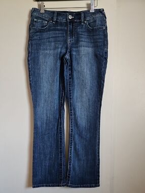 Maurices Flare Leg Mid Rise Jeans Size 8 Short Medium Blue Wash
